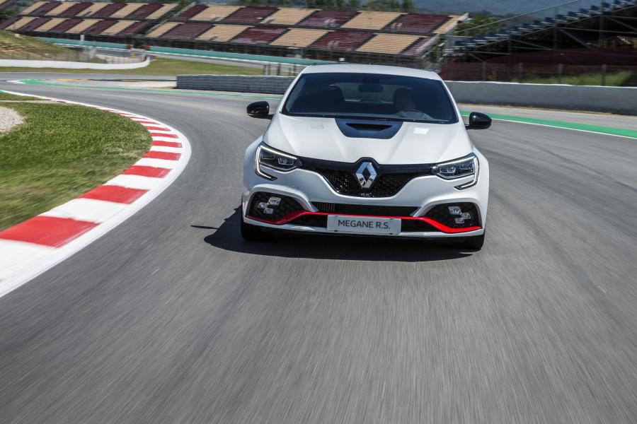  Renault Megane R.S. Trophy-R 2019 года  (WW) (фото 27 из 49)